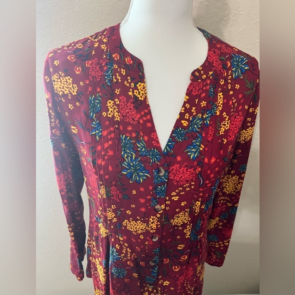 Anthropologie Maeve Red Floral Viscose Button Printed Pintucked Blouse Sz S - Picture 2 of 8